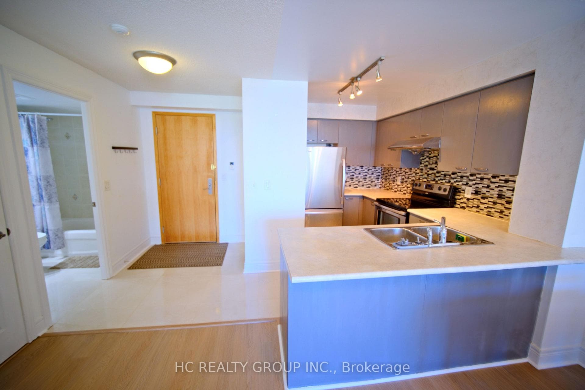 62 Suncrest Boulevard Unit 722 photo 8