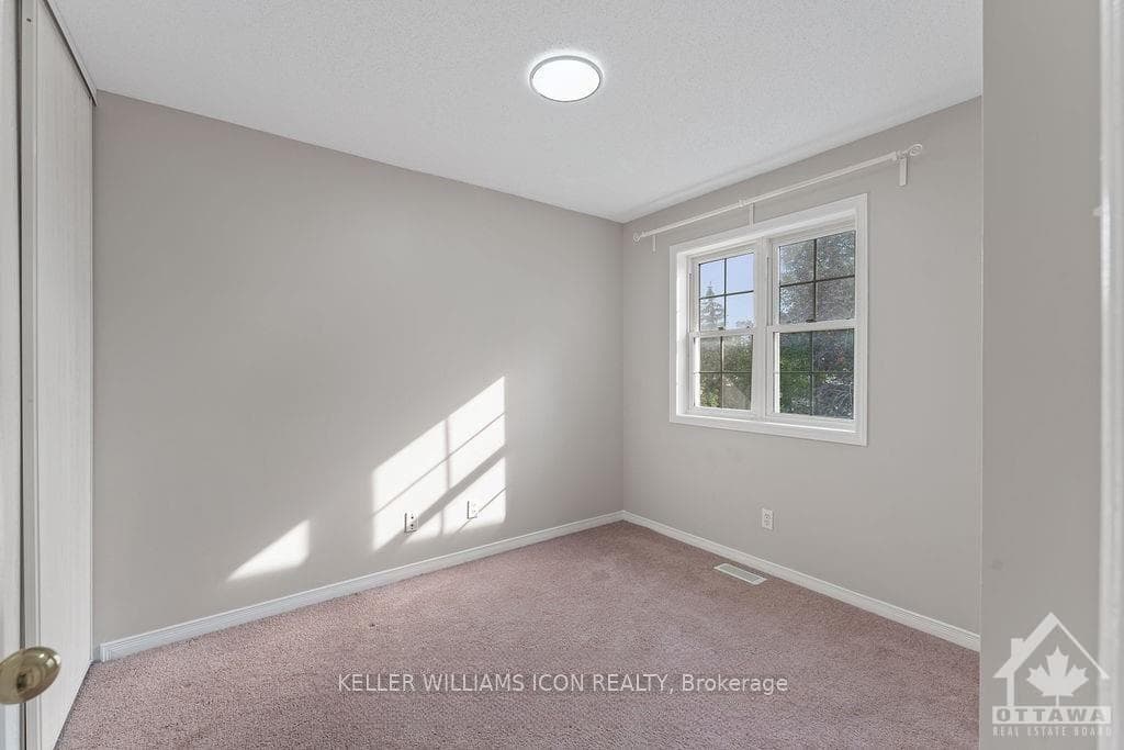 71 Hemlo Crescent photo 25