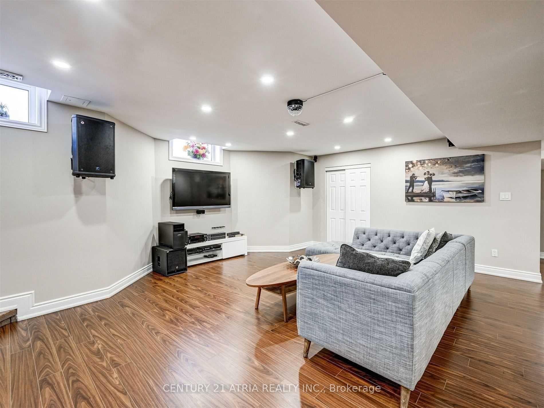54 Grey Alder Avenue photo 34