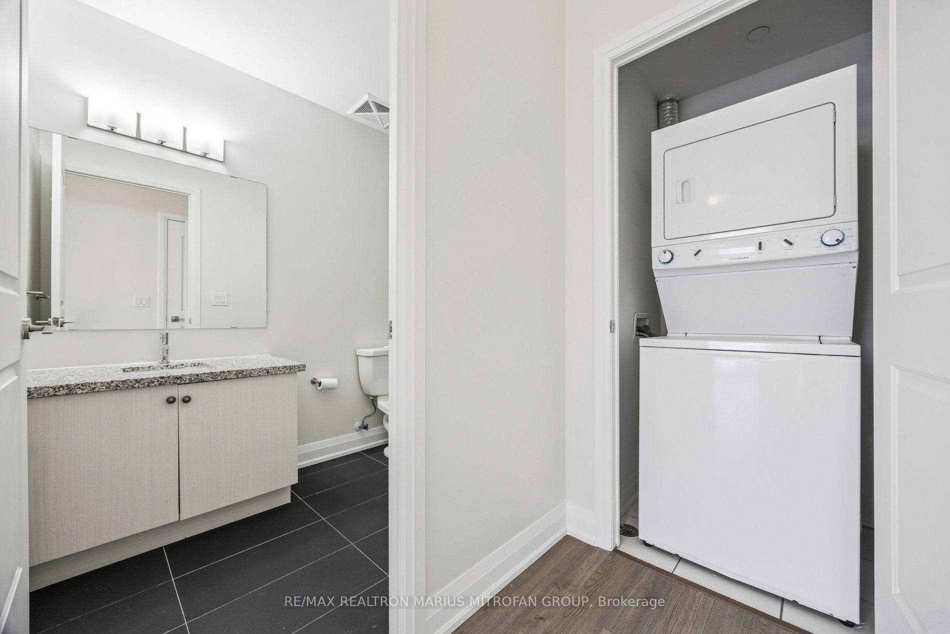 8763 Bayview Avenue Unit 205 photo 30