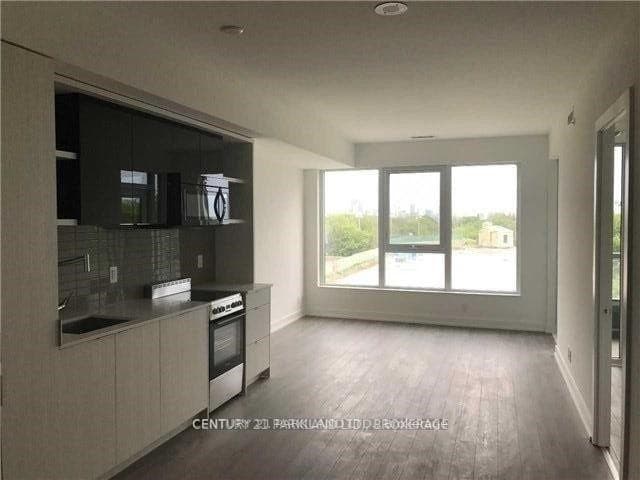 6 Parkwood Avenue Unit 312 photo 2
