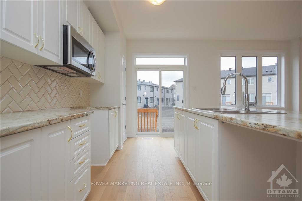 734 SEBASTIAN Street photo 13