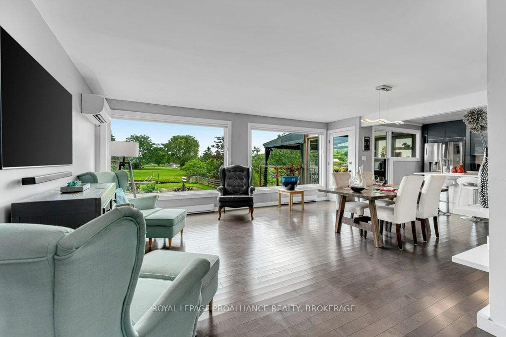 Open concept main floor