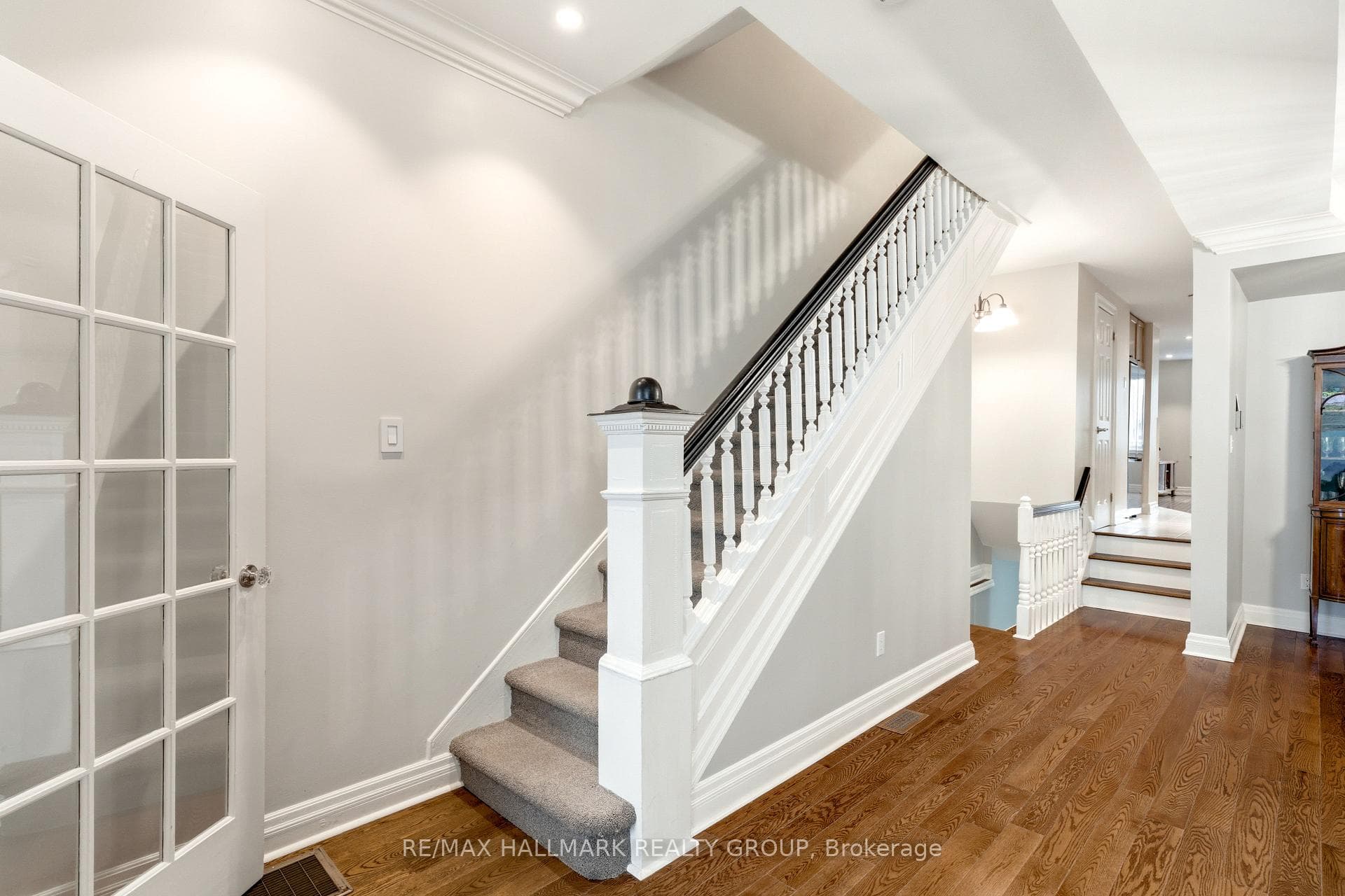 417 Daly Avenue photo 16