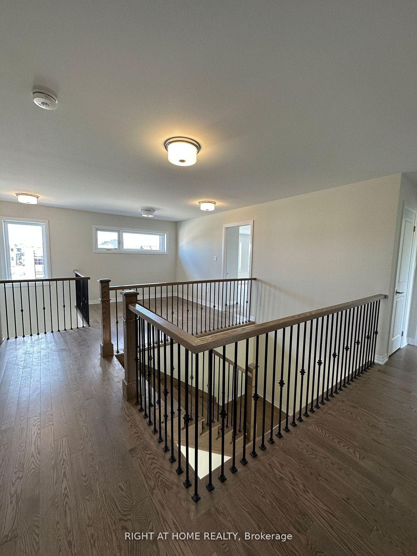 3713 Quayside Drive photo 3