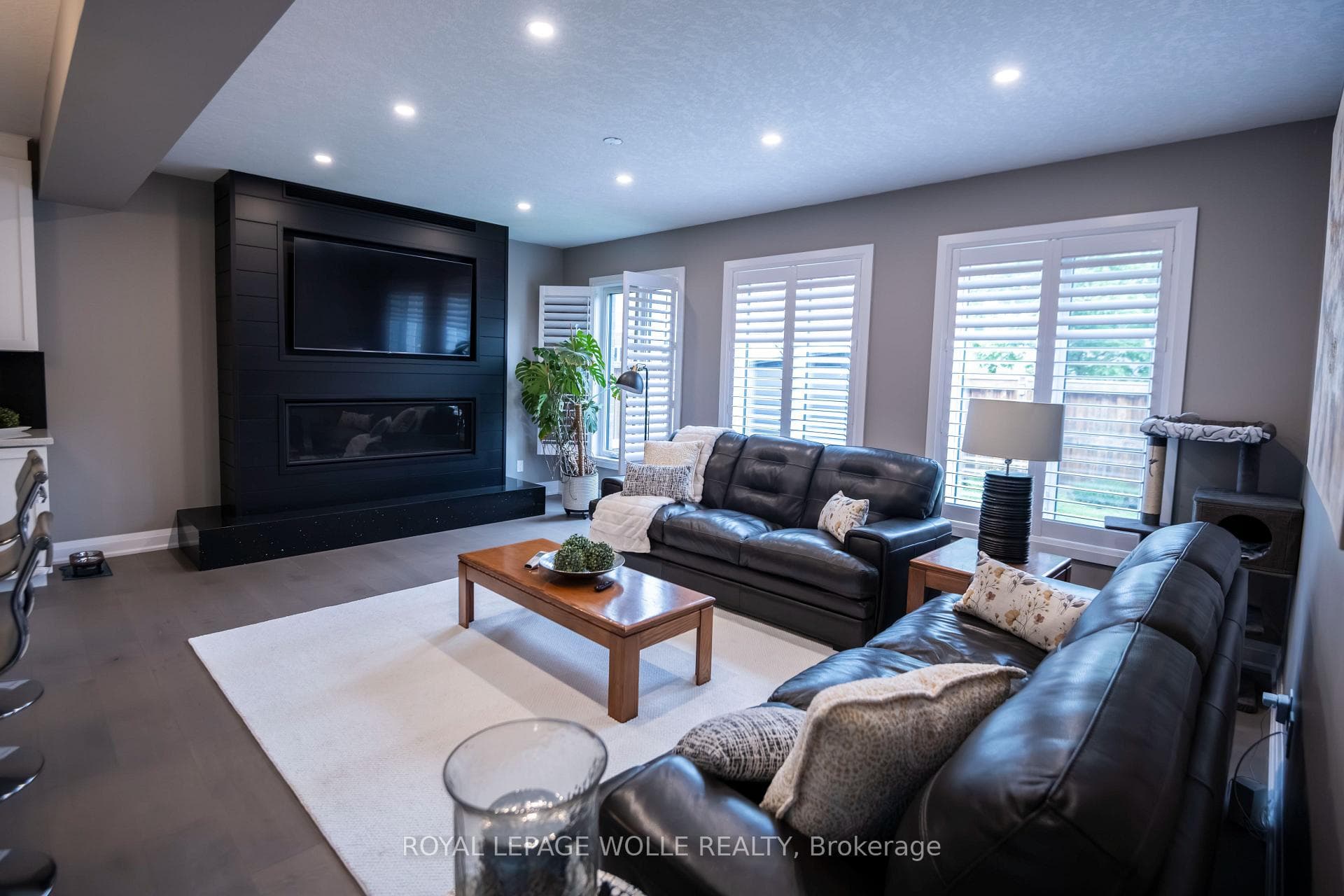 43 Greyhawk Street photo 6