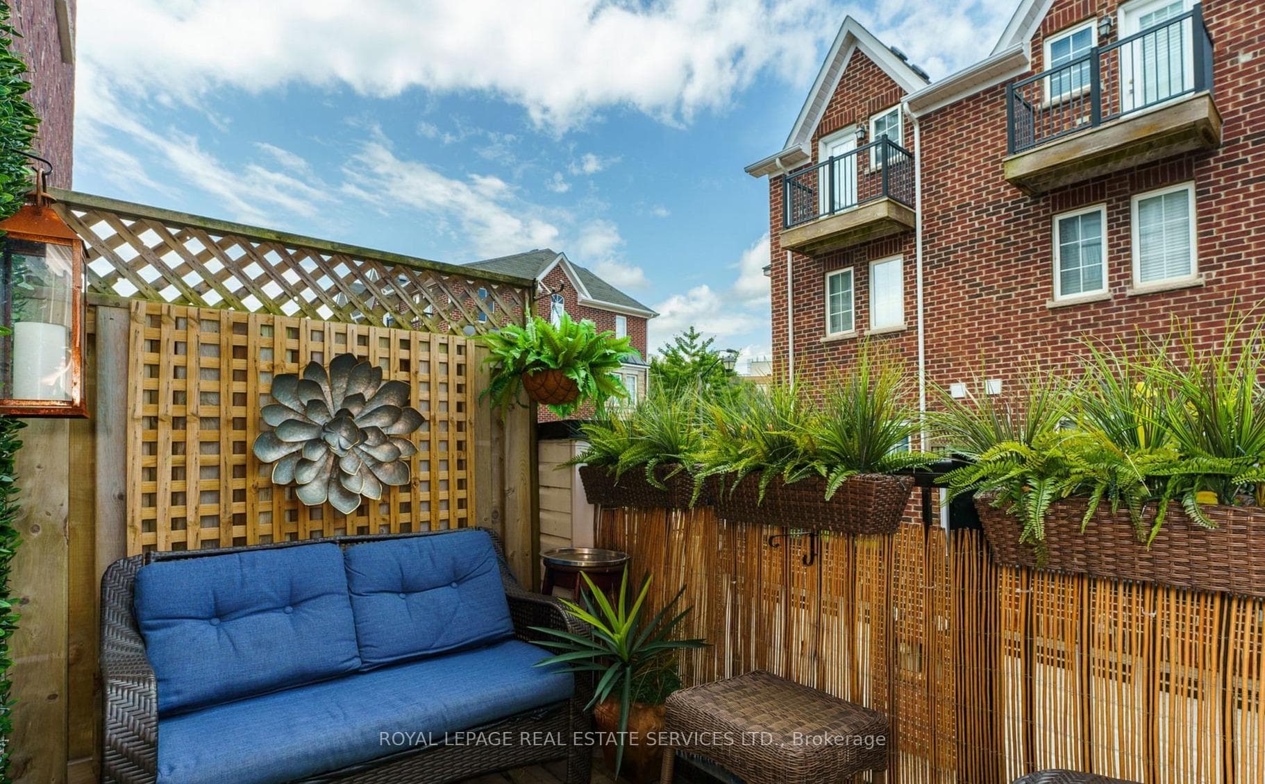 101 The Queensway N/A Unit TH2 photo 5