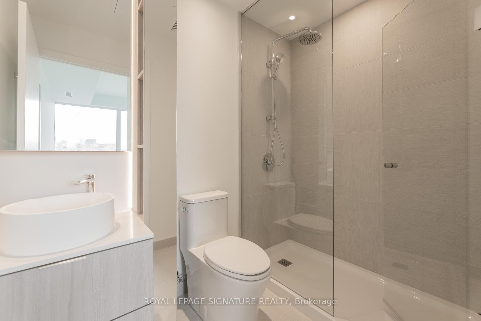 28 Ann Street Unit 718 photo 14