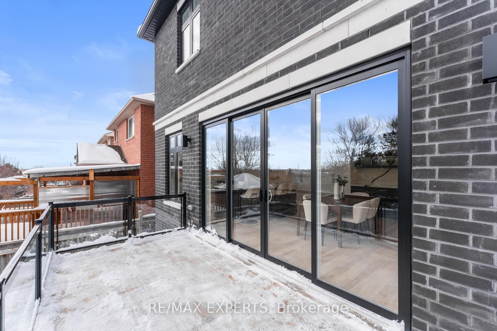 71 Hawkview Boulevard photo 43