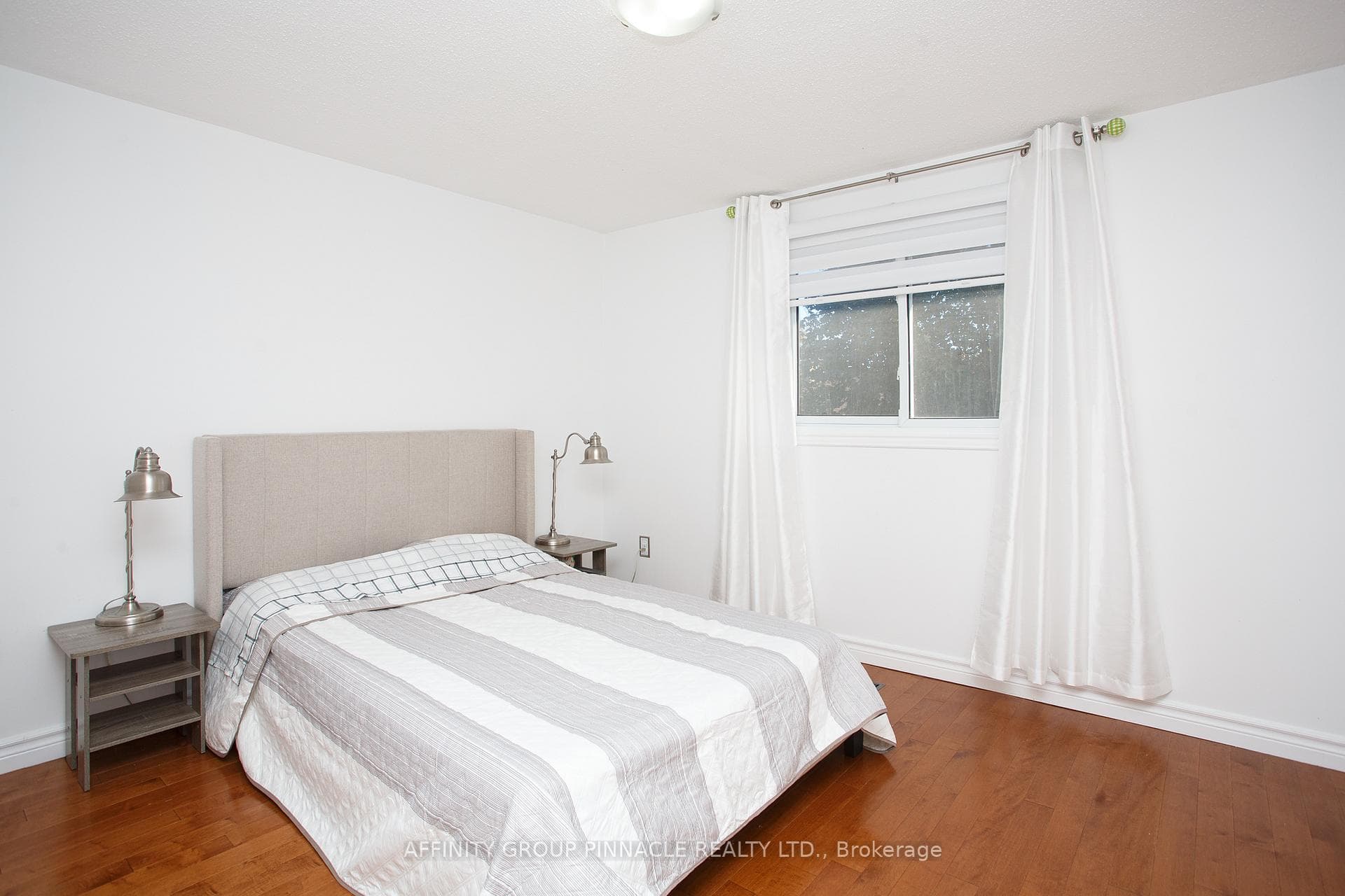 37 Parkway Avenue photo 22