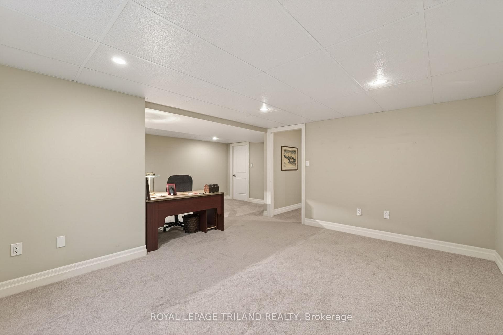 3278 Colonel Talbot Road Unit 202 photo 37