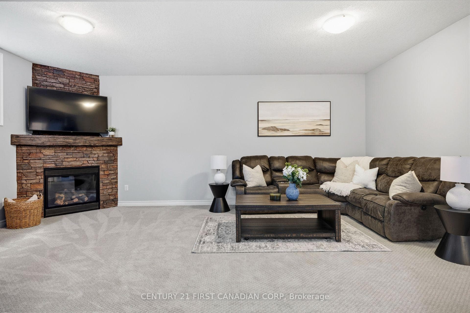 292 Walnut Street photo 20