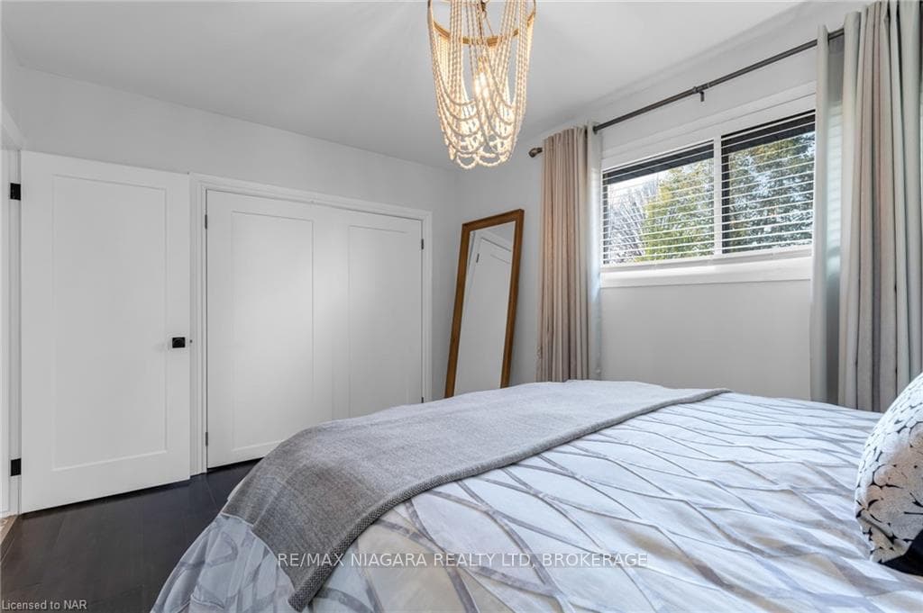 6797 GLENGARY Street photo 27