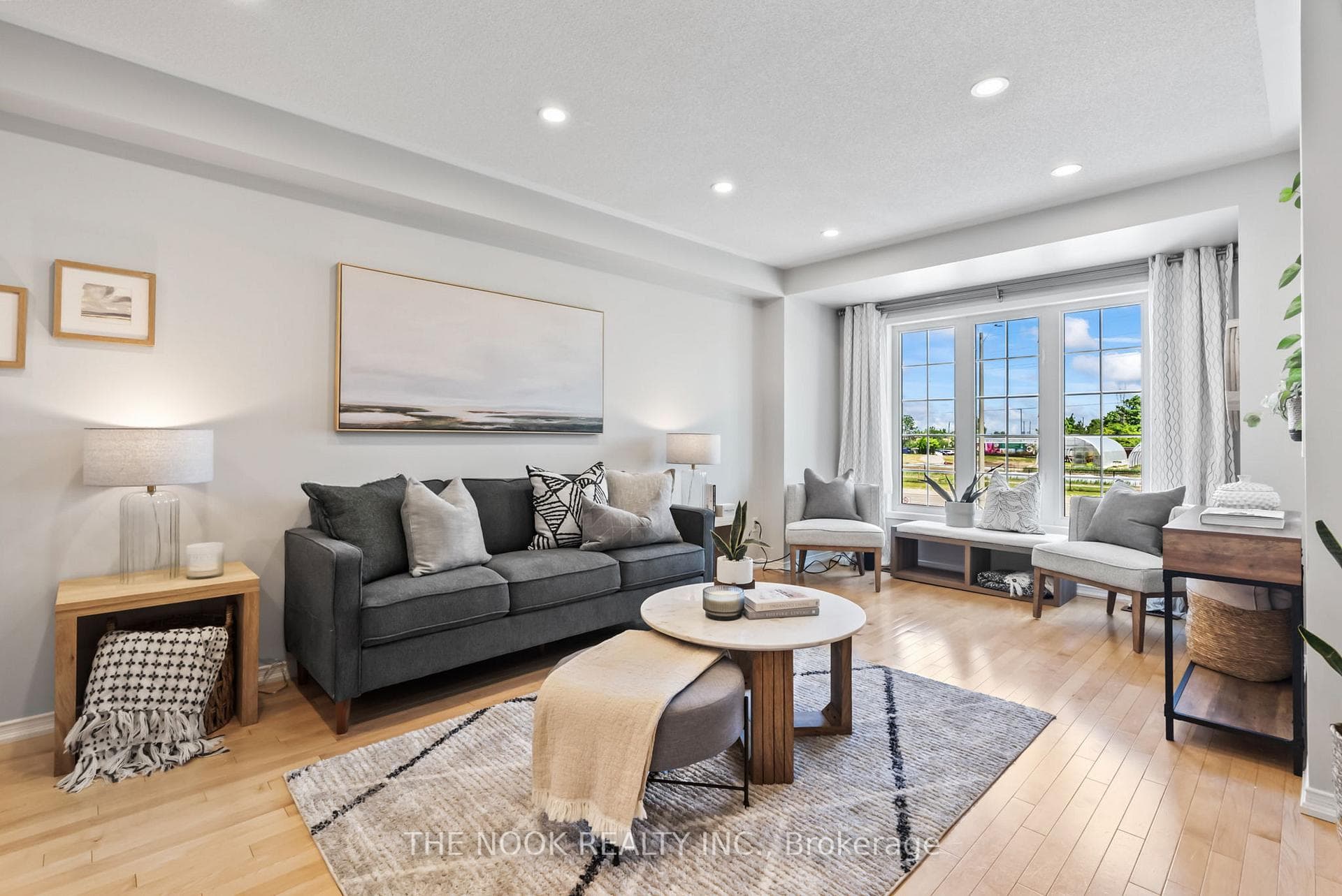 24 Lavan Lane photo 7