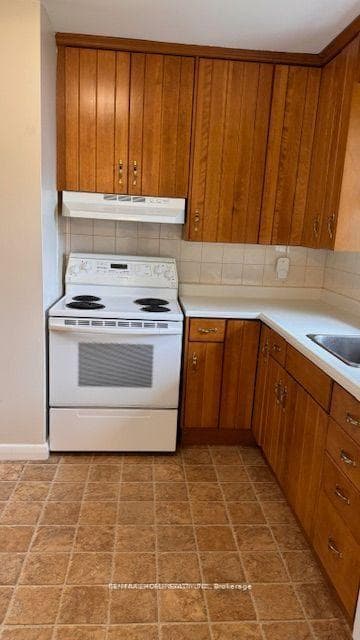 328 Jasper Avenue photo 8