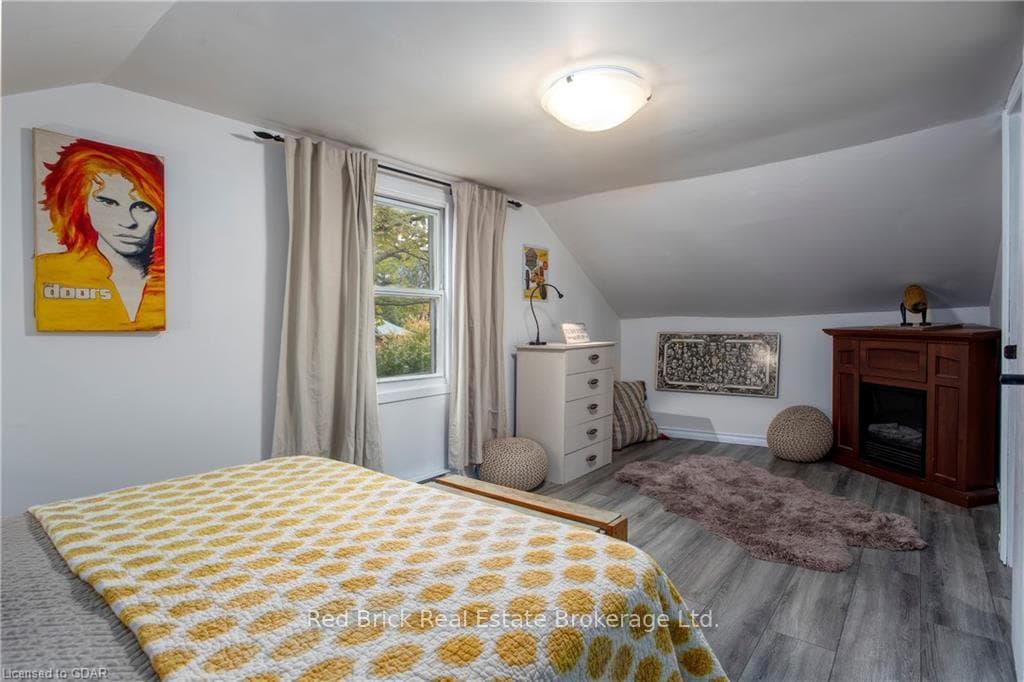 178 CHALMERS Street photo 27