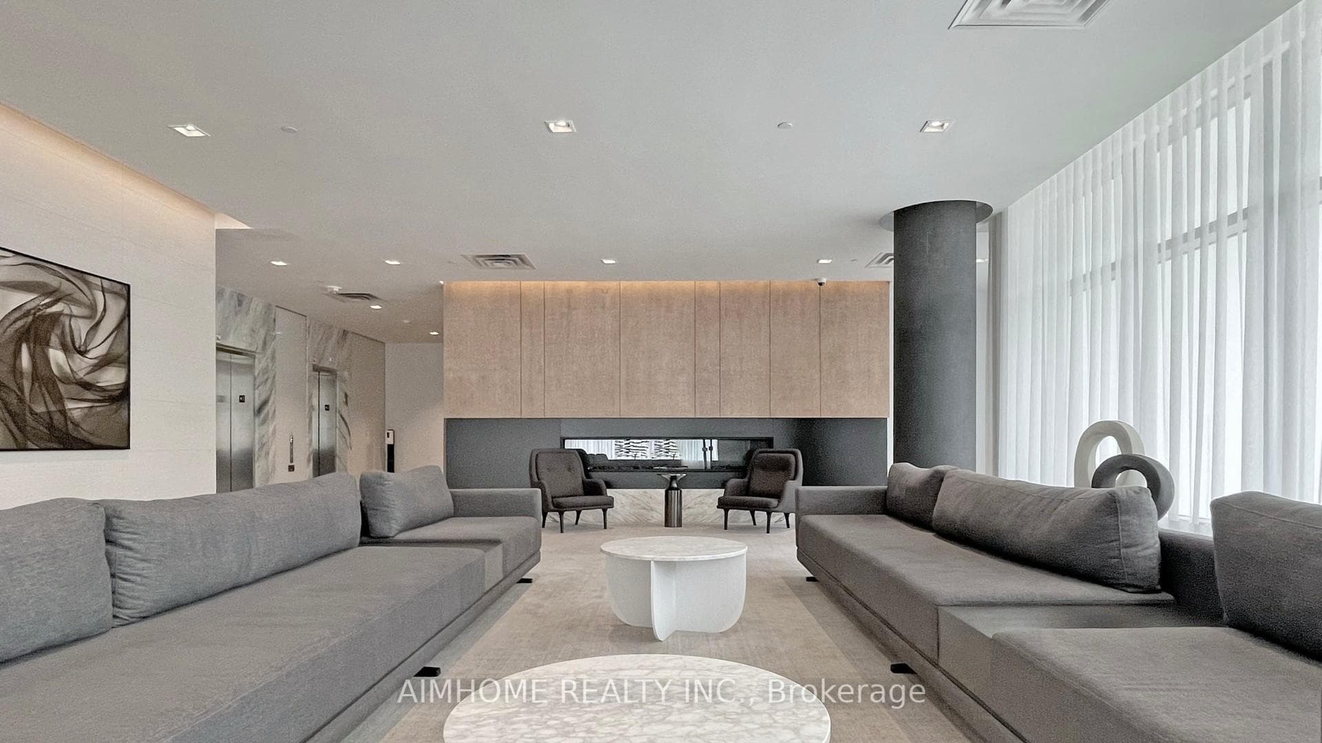 180 Fairview Mall Drive Unit 813 photo 4