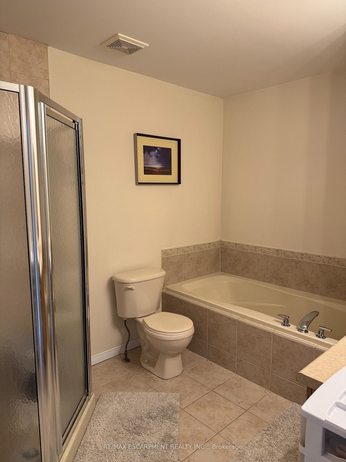 601 Southridge Drive photo 9