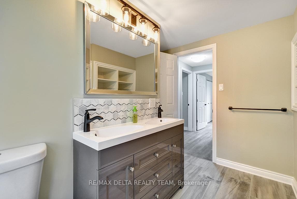 397 Phoenix Crescent photo 27