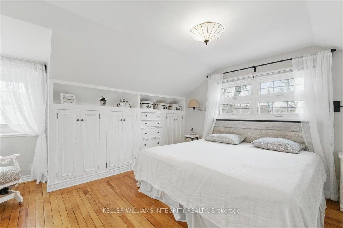 888 Maplewood Avenue photo 22