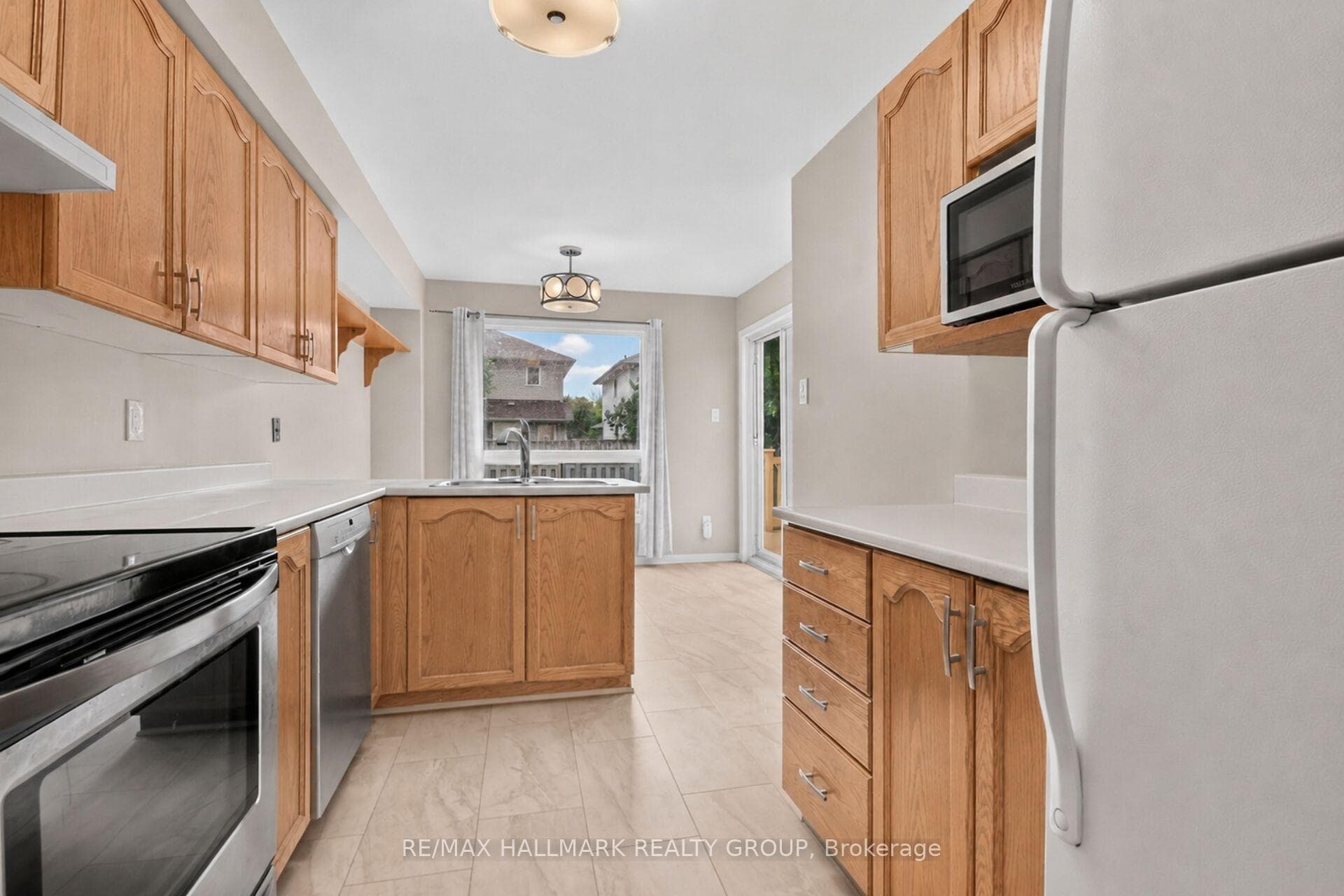 66 Woodgate Way photo 12
