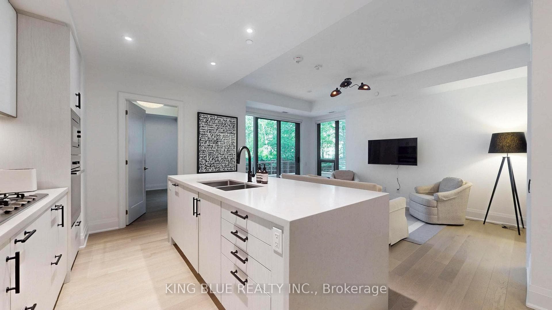 280 Howland Avenue Unit 229 photo 8