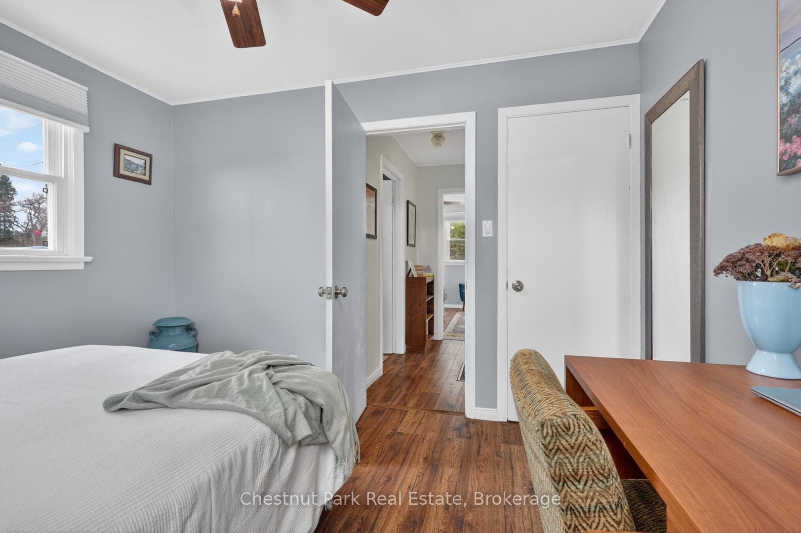 213 Yonge Street photo 14