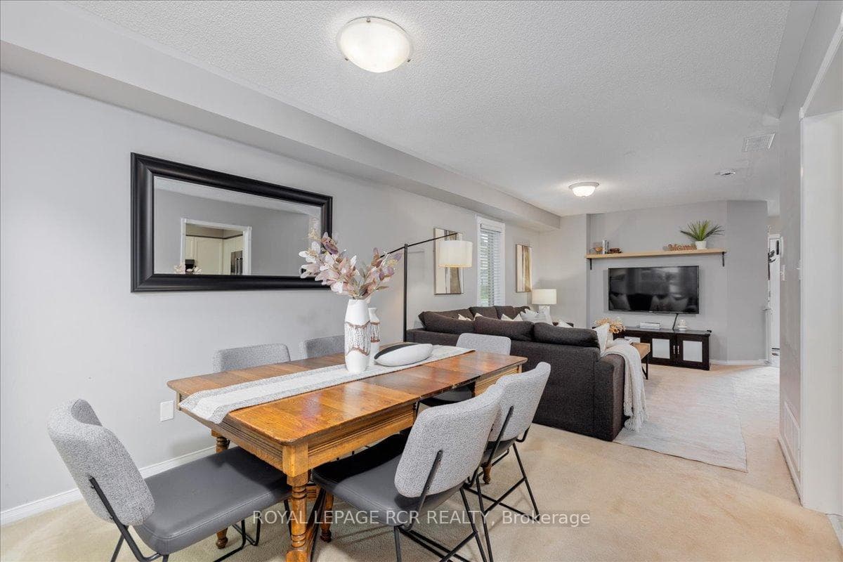 Dining Room Combined With Living Room