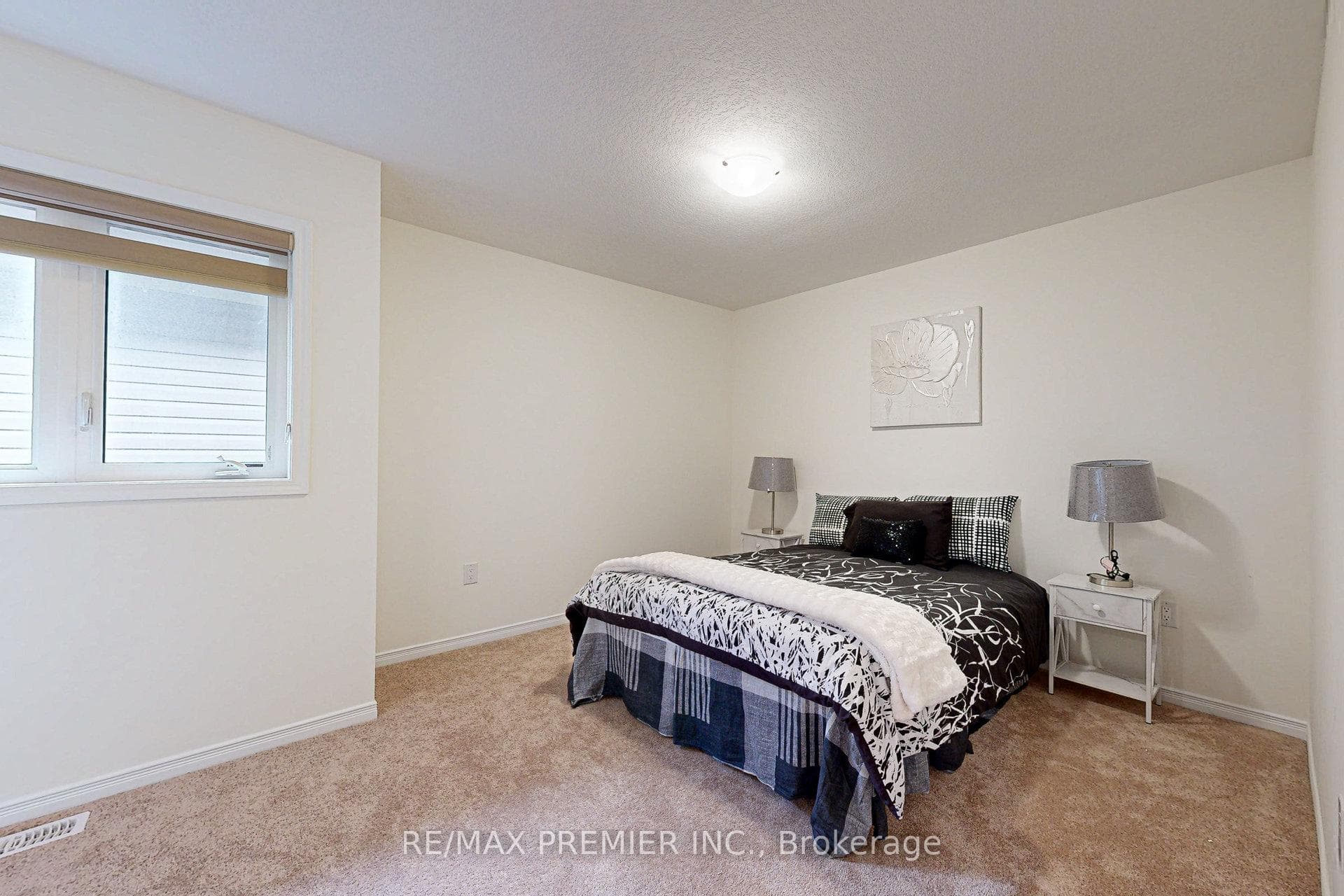 29 Lise Lane photo 14