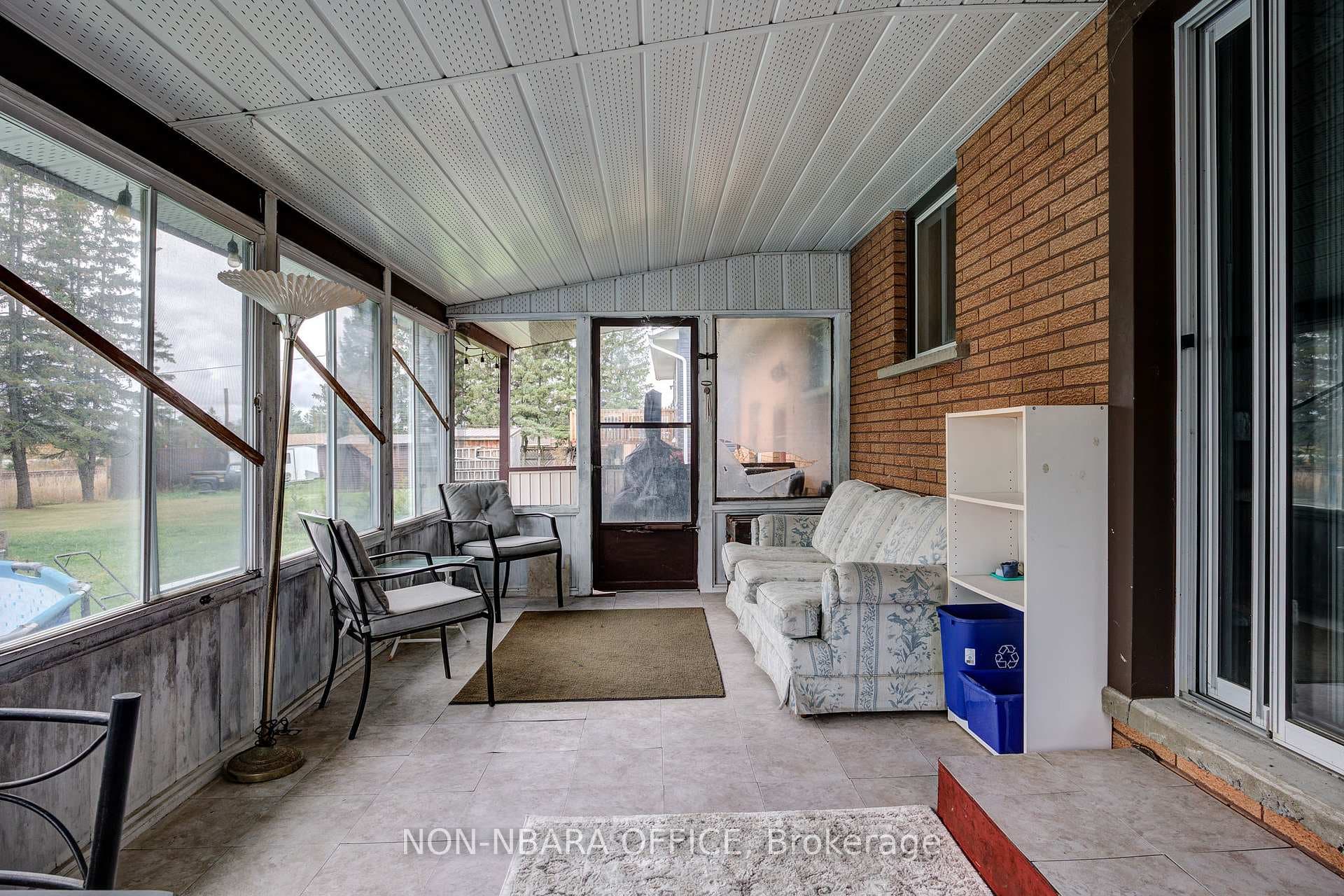 10 Rutland Avenue photo 16