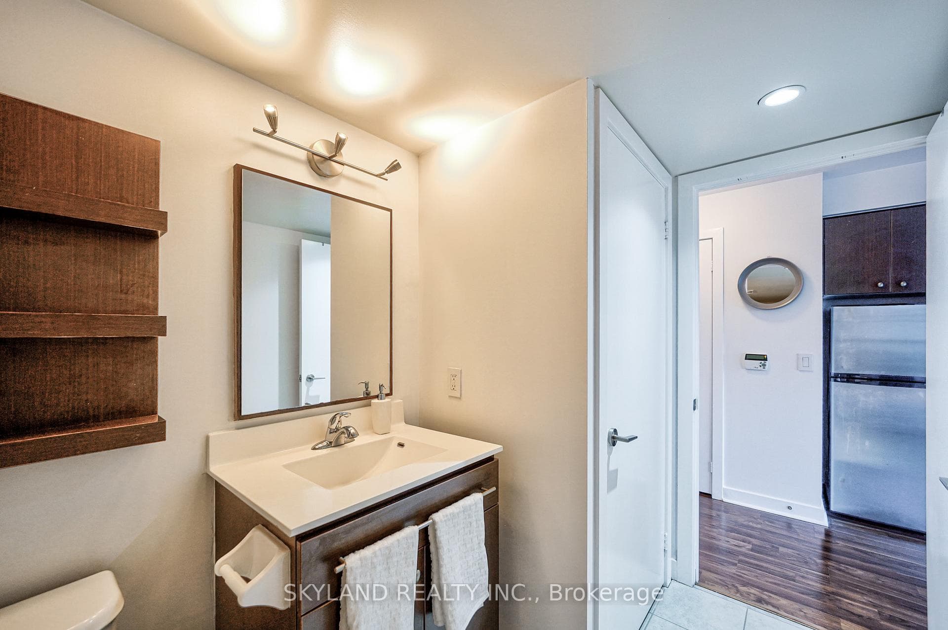 100 Western Battery Road Unit 608 photo 16