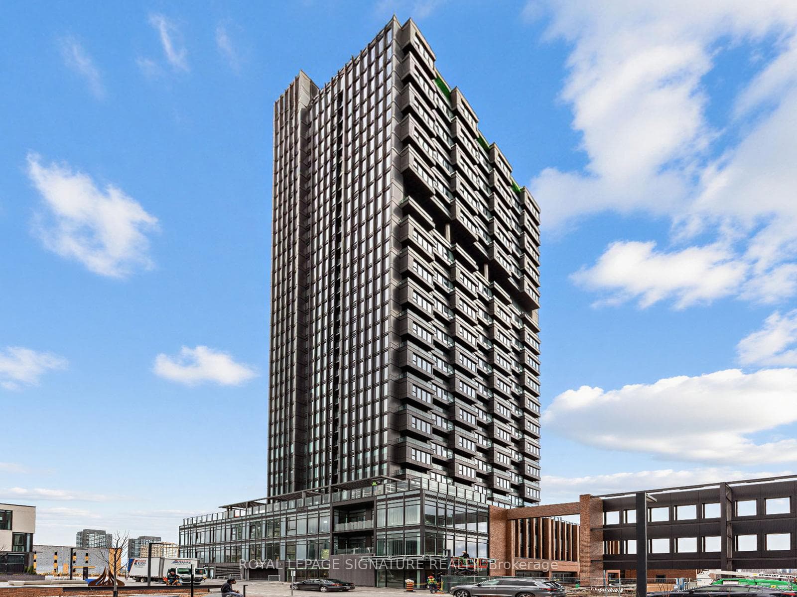 5 Quarrington Lane Unit 1401 photo 1
