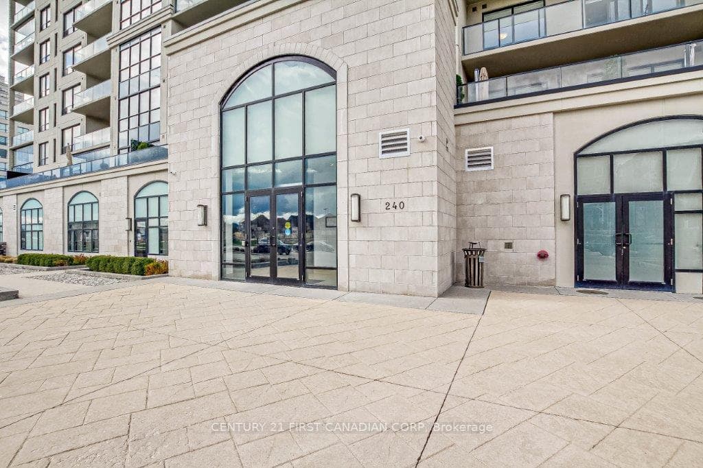 240 Villagewalk Boulevard Unit 805 photo 2