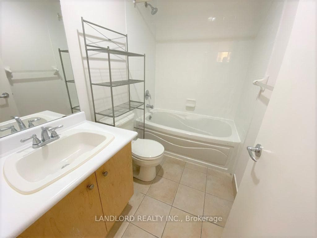 700 King Street Unit 212 photo 22