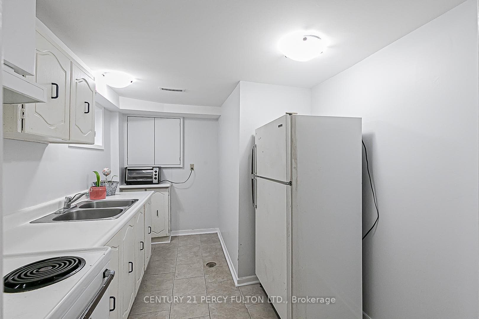 97 Baif Boulevard photo 36
