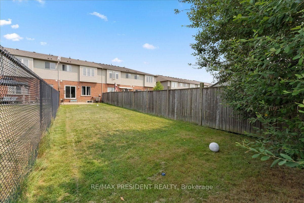 285 Southbrook Drive photo 38