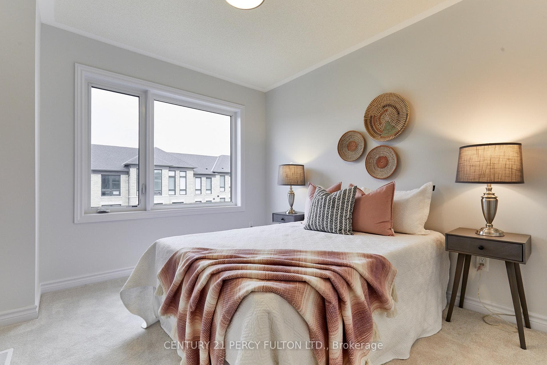 15 Douet Lane photo 27