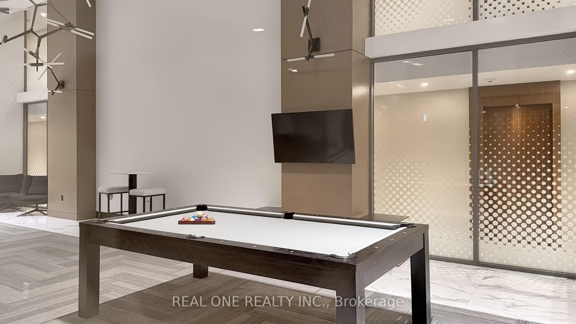 15 Queens Quay Unit 1114 photo 37