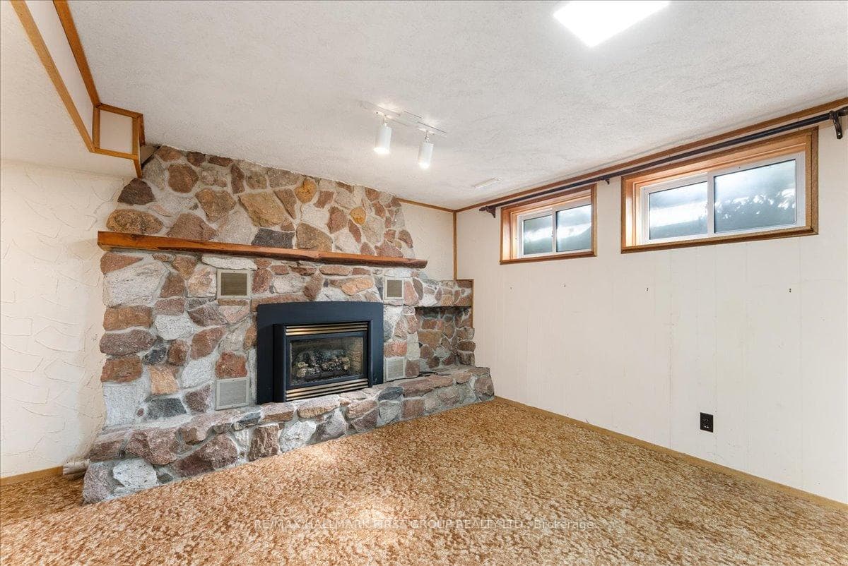 16 Goodfellow Street photo 38