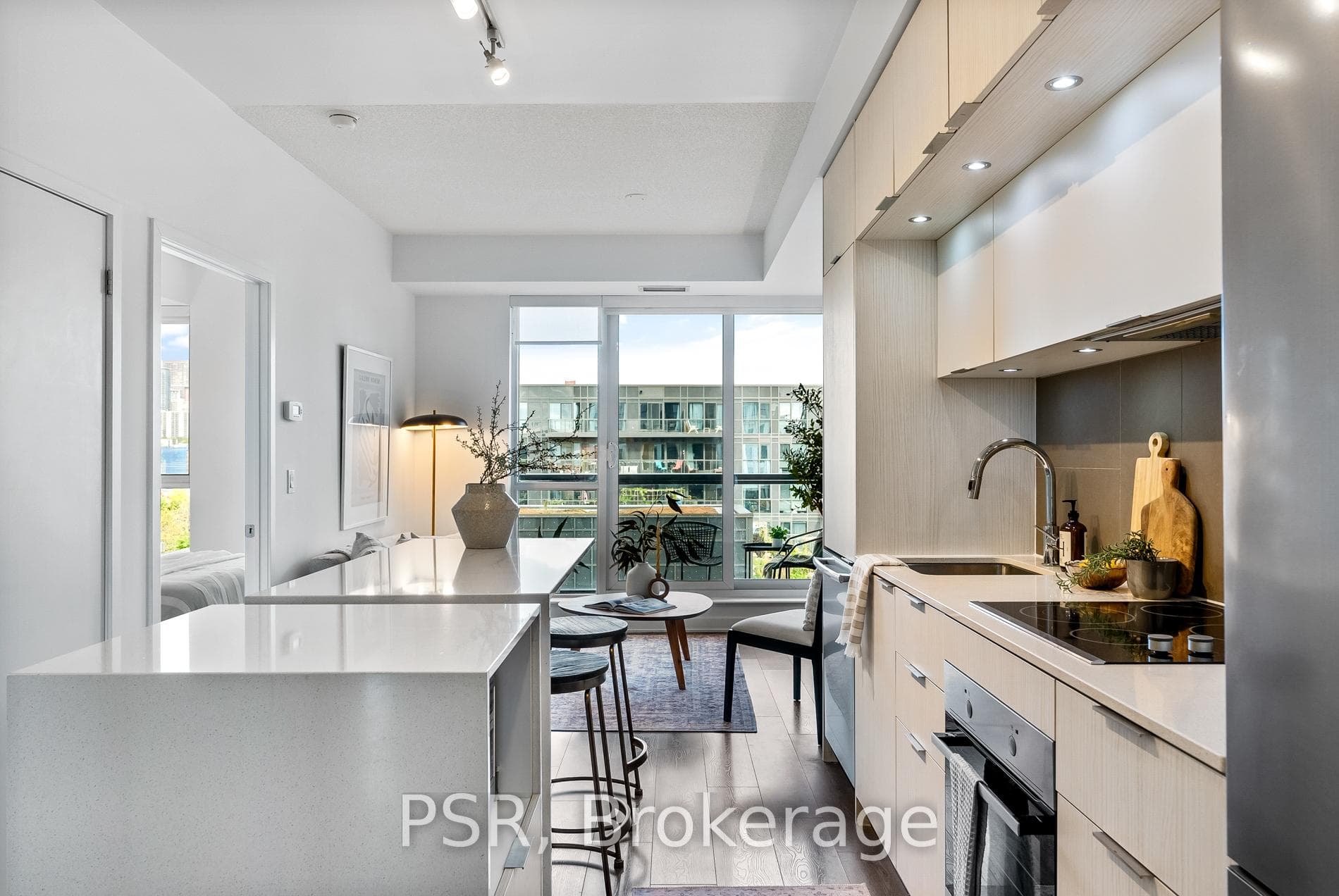 55 Regent Park Boulevard Unit 710 photo 3