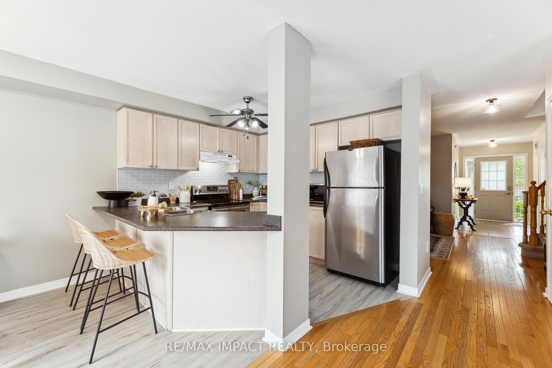 32 Dodds Square photo 10