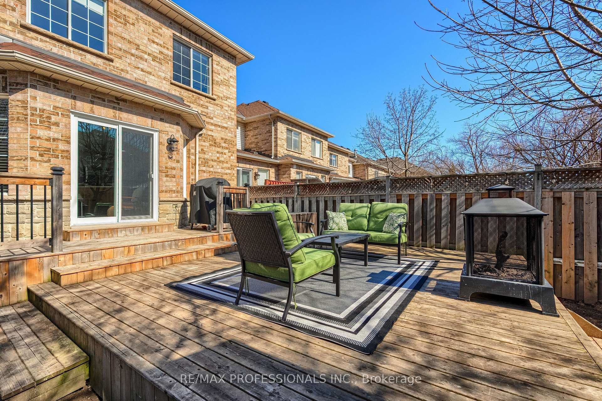 Large 18' x 23' Deck