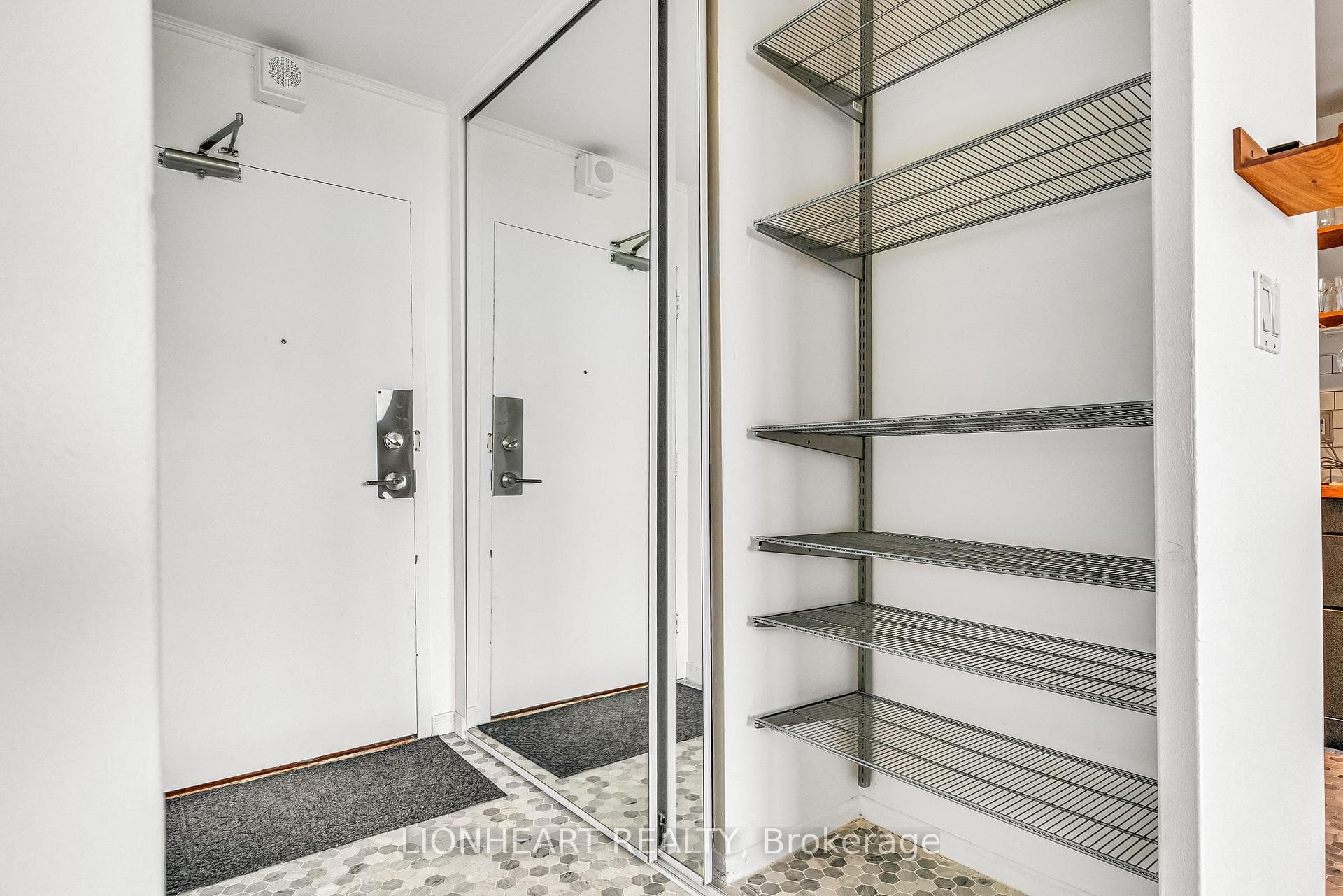 40 Homewood Avenue Unit 2608 photo 30