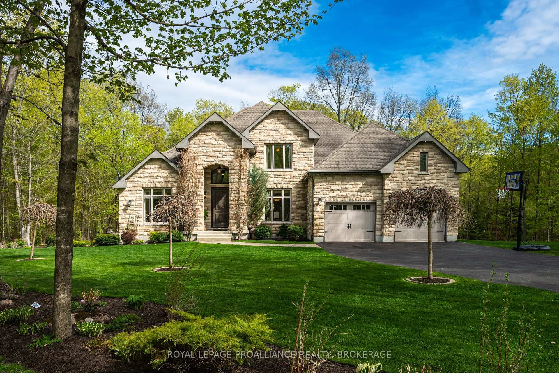 2918 Leeman Road photo 2
