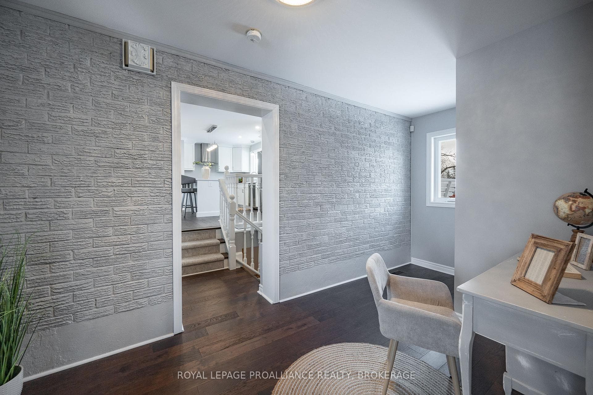 3613 Battersea Road photo 5