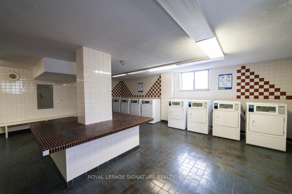 46 Panorama Court Unit B104 photo 23