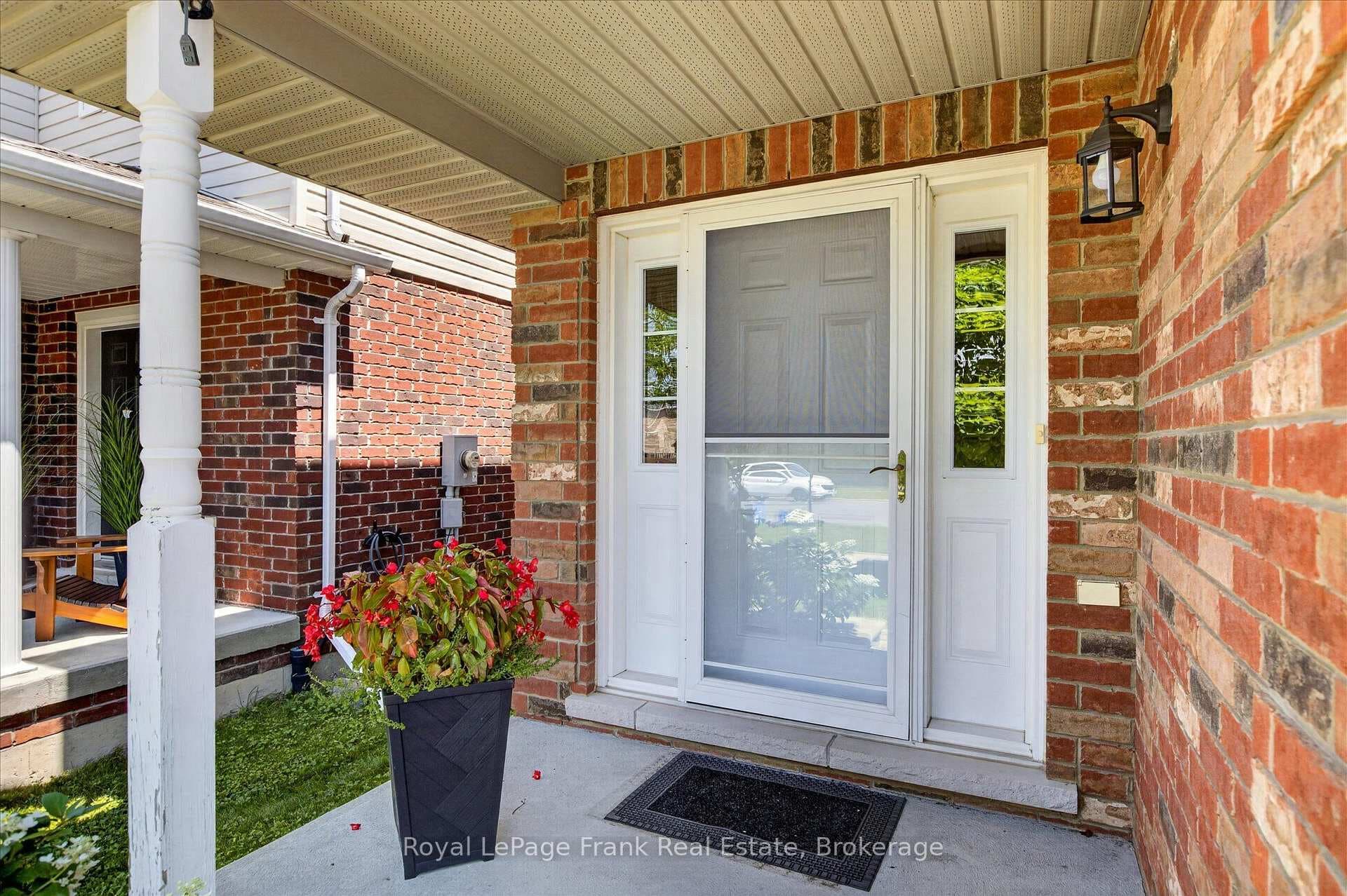 2305 Marsdale Drive photo 6