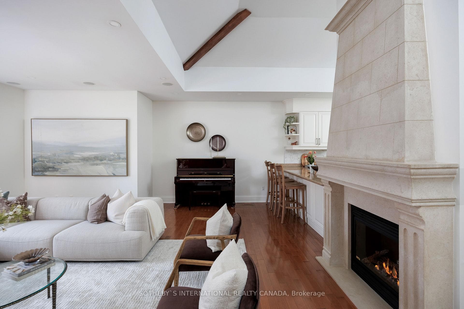 48 Hartfield Road photo 10