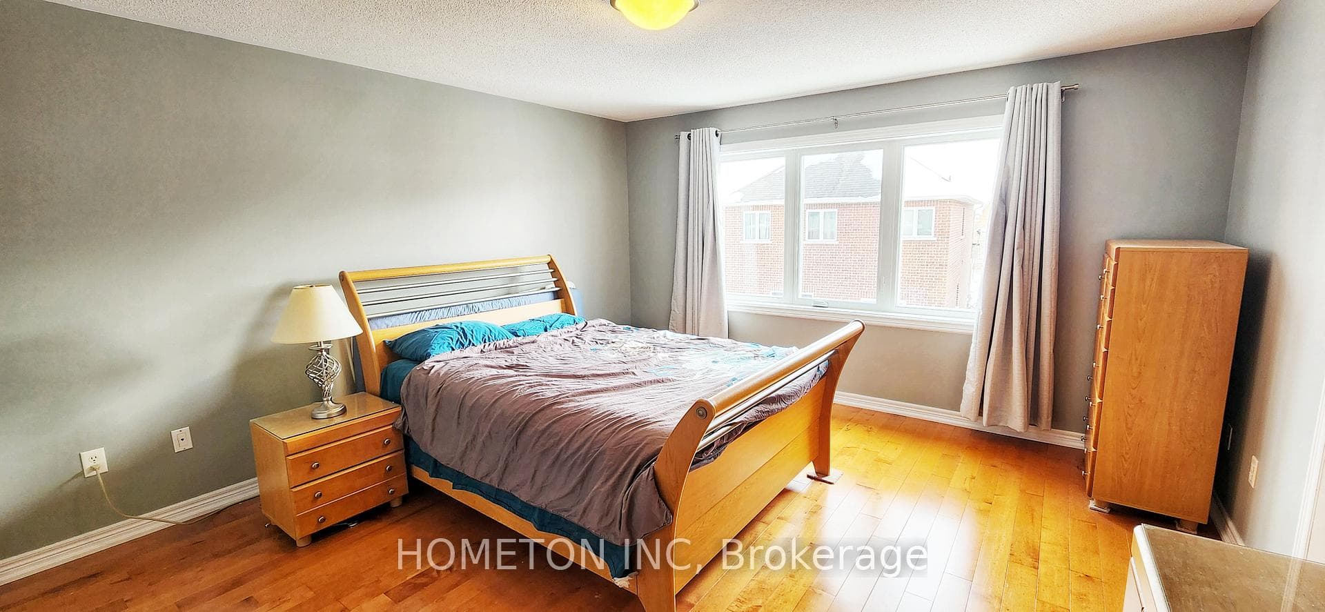70 Mantle Avenue photo 20