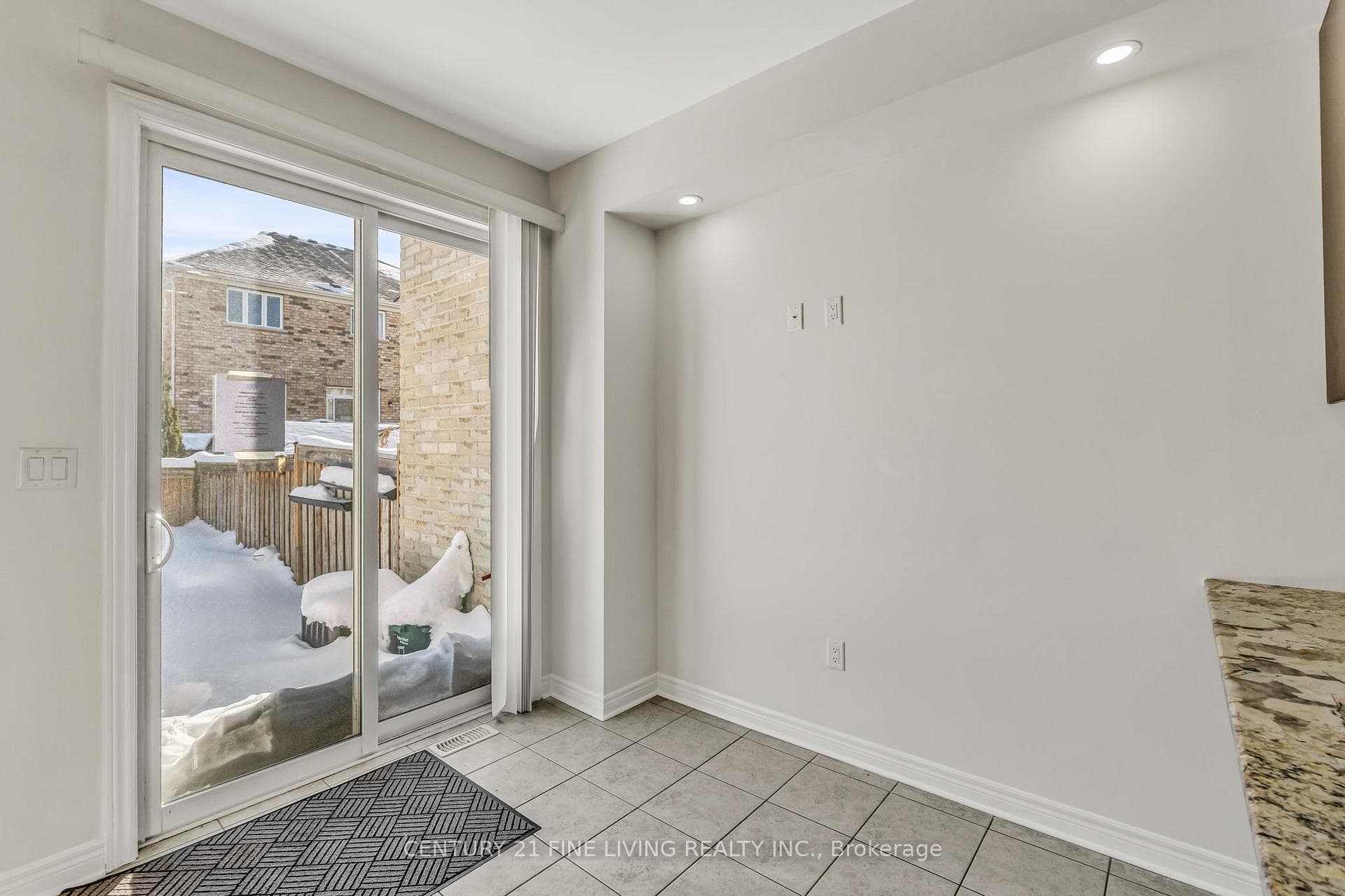 30 Kamori Drive photo 18